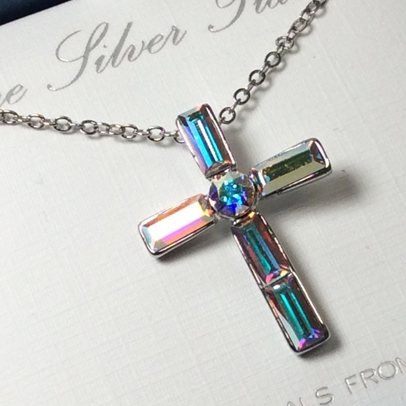 Silver Plated Swarovski Crystal Cross Pendant - Picture 3 of 16